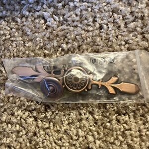 Red/Gold Metallic Floral Cabinet Knobs